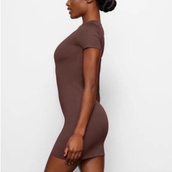 SKIMS SIZE Large women’s swim dress color cocoa brand new with tag - Picture 2 of 4